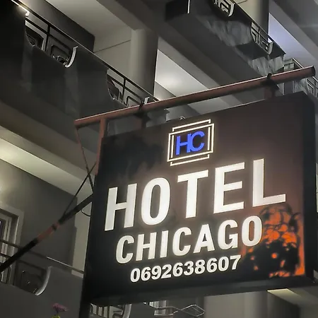 Chicago 3*